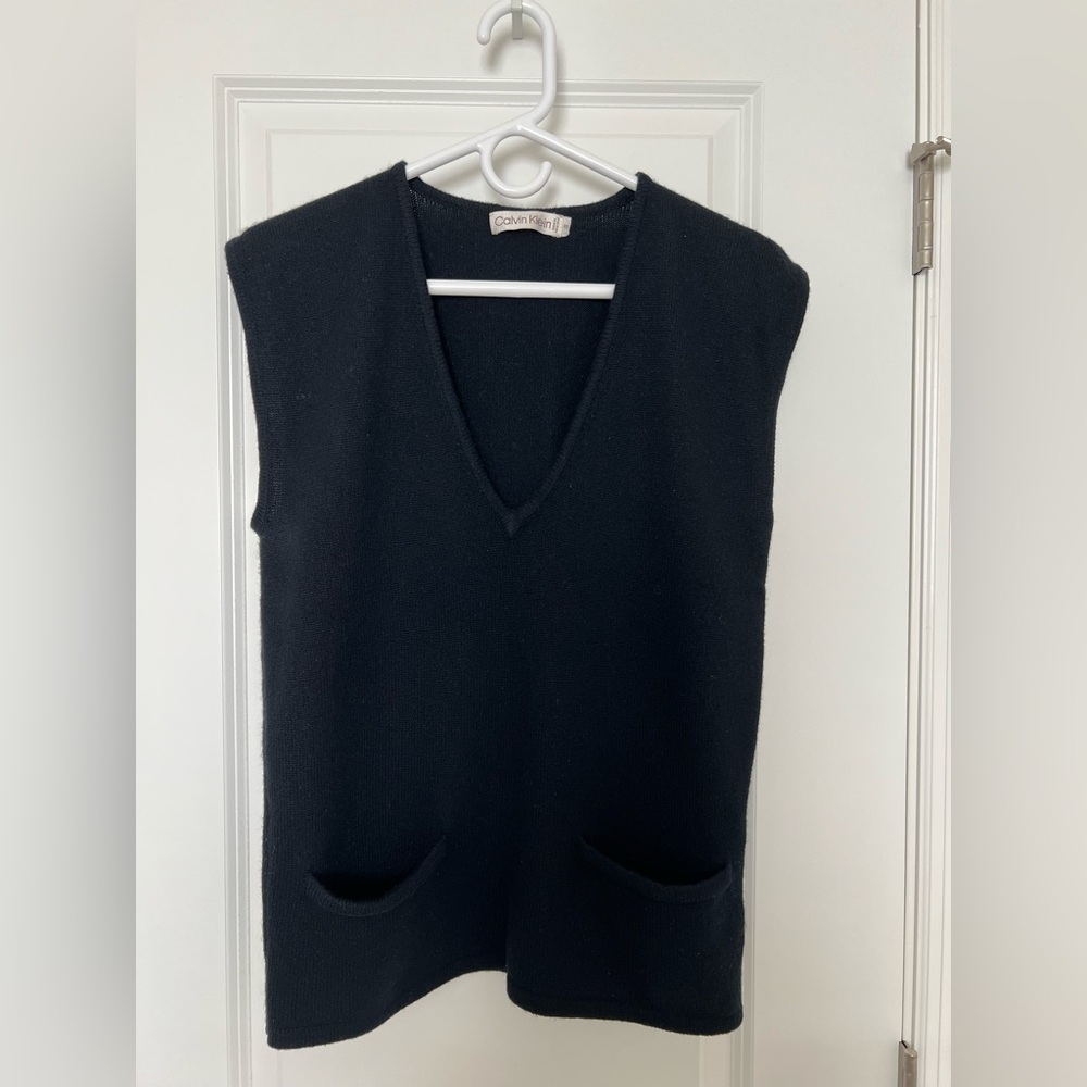 Vintage Calvin Klein Sleeveless Cashmere V-neck Sweater Vest